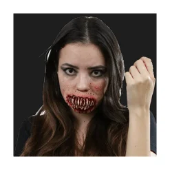 Aplicación de Látex y Maquillaje Colmillos de Pesadilla