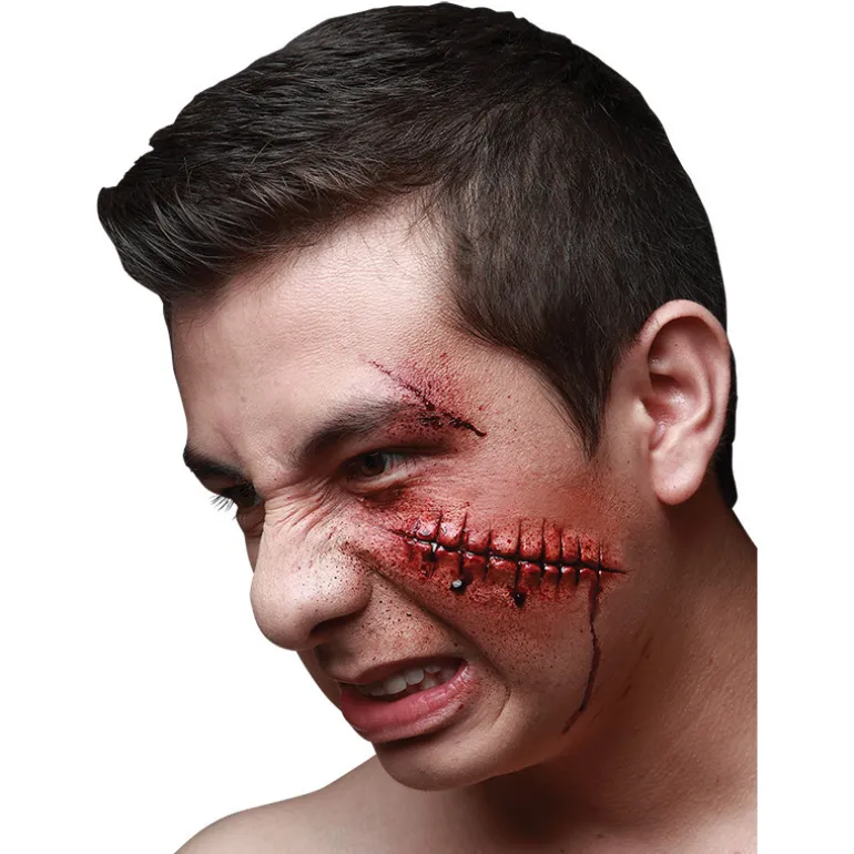 Aplicación De Látex y Maquillaje Herida Grapas