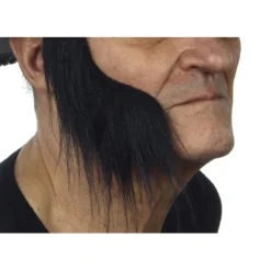 Patillas anchas con pelo negro