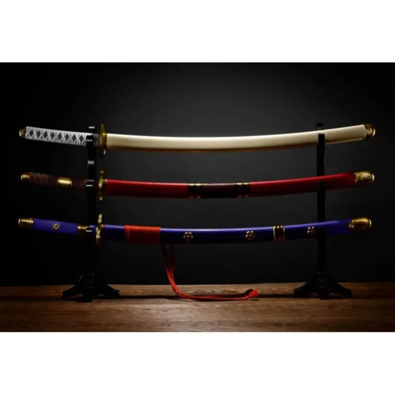 Set de 3 Proplicas Katanas Roronoa Zoro One Piece 95 cm