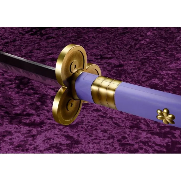 Set de 3 Proplicas Katanas Roronoa Zoro One Piece 95 cm