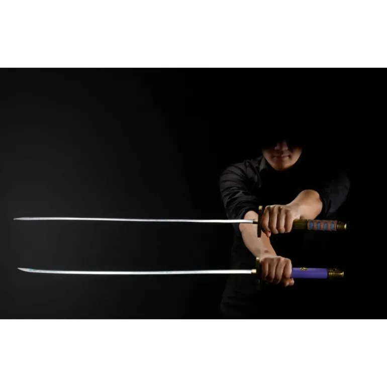 Set de 3 Proplicas Katanas Roronoa Zoro One Piece 95 cm